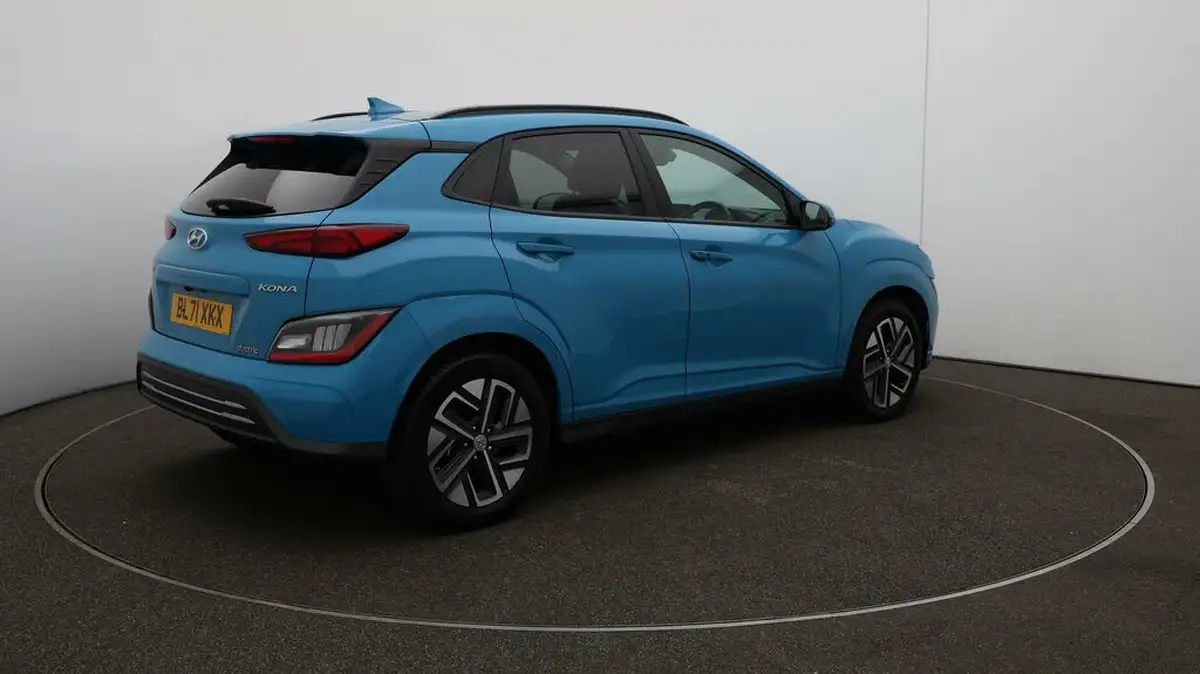 2022-hyundai-kona-e-premium-204ps-64kwh-7kw-obc-big-48