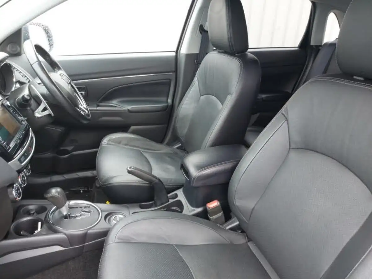 2017-mitsubishi-asx-22di-d-4-big-4