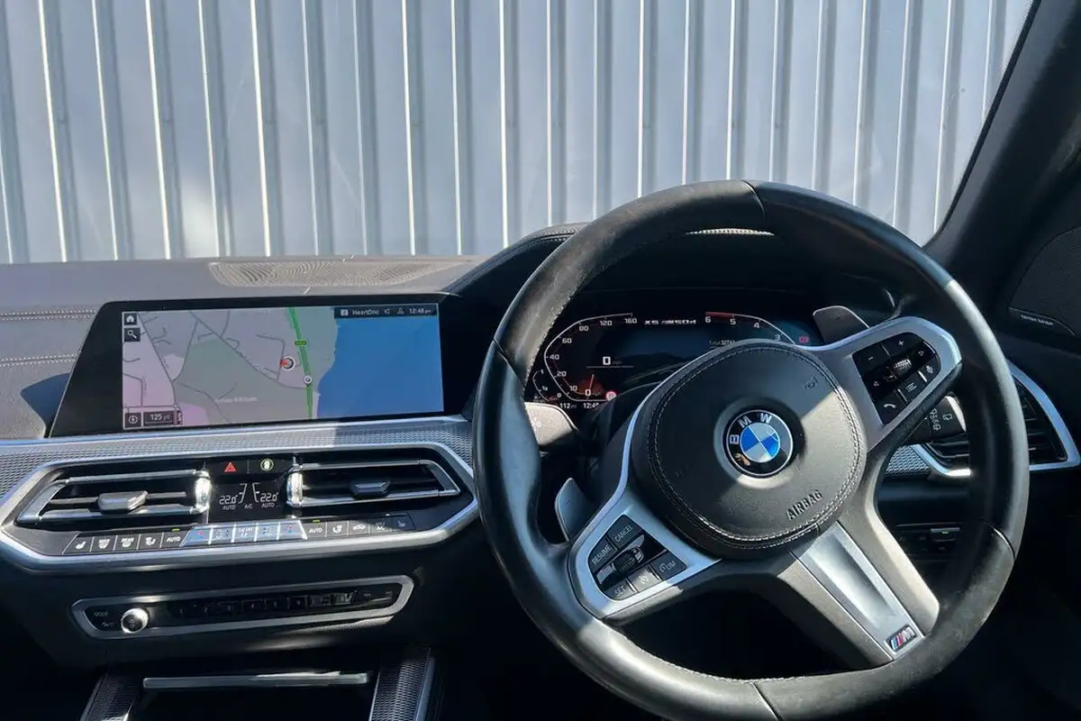 2020-bmw-x5-30td-m50d-big-33