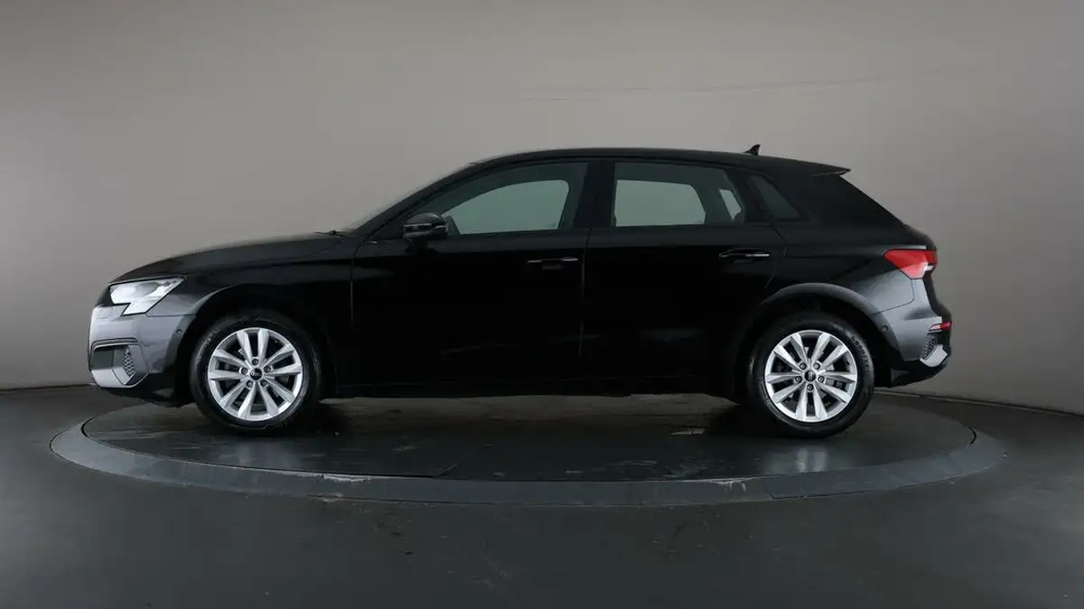 2022-audi-a3-15-35-tfsi-technik-s-tronic-big-31
