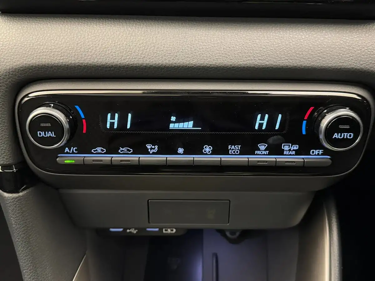 2025-mazda-mazda2-15-homura-plus-big-20