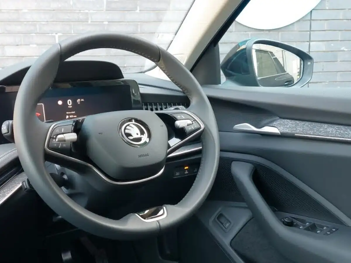 2024-skoda-superb-20tdi-se-l-150ps-scr-estate-dsg-big-9
