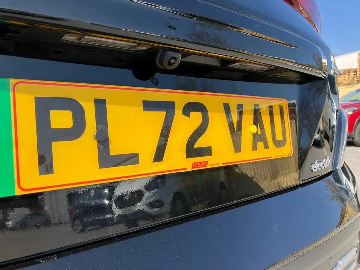 2022-hyundai-kona-e-premium-204ps-64kwh-7kw-obc-big-38