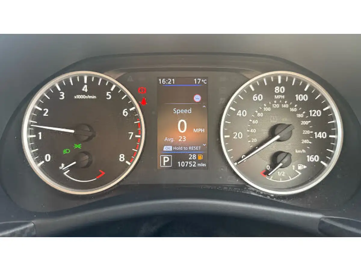 2023-nissan-juke-10-dig-t-acenta-dct-big-17