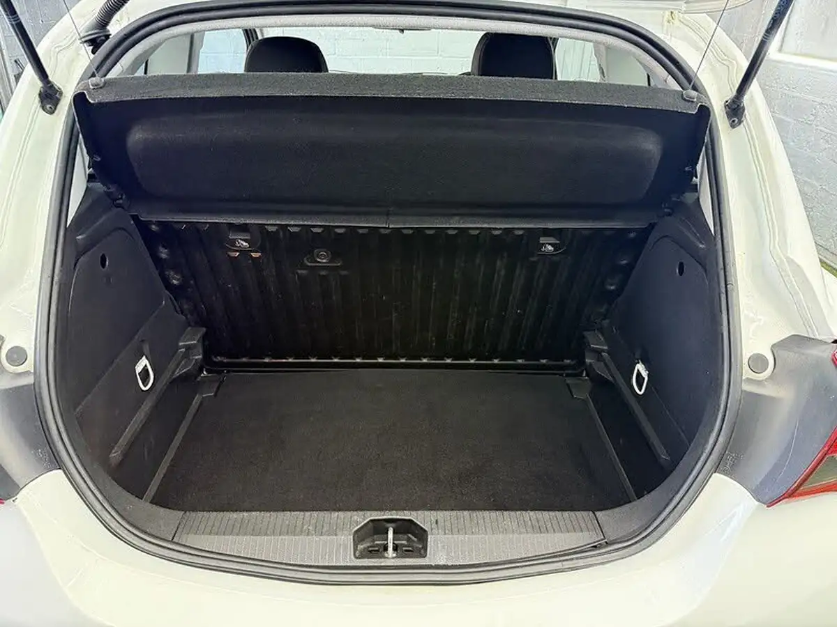 2015-vauxhall-corsa-10i-turbo-limited-edition-3d-big-30