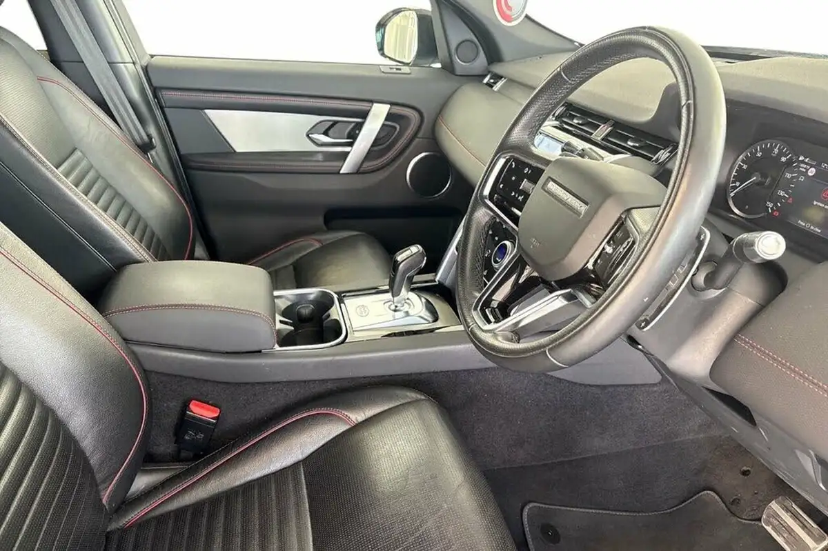 2021-land-rover-discovery-sport-20-d165-r-dynamic-s-plus-big-6