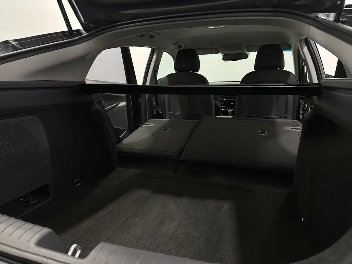 2018-hyundai-ioniq-16-gdi-premium-hybrid-big-45