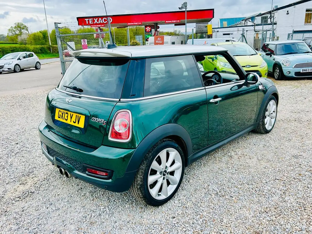 2013-mini-cooper-16-cooper-s-184bhp-sport-chili-hatchback-3d-big-8