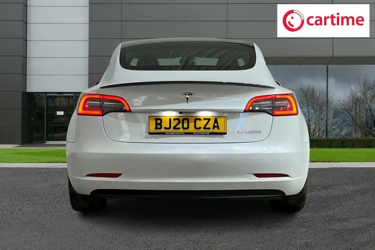 2020-tesla-model-3-e-performance-big-4
