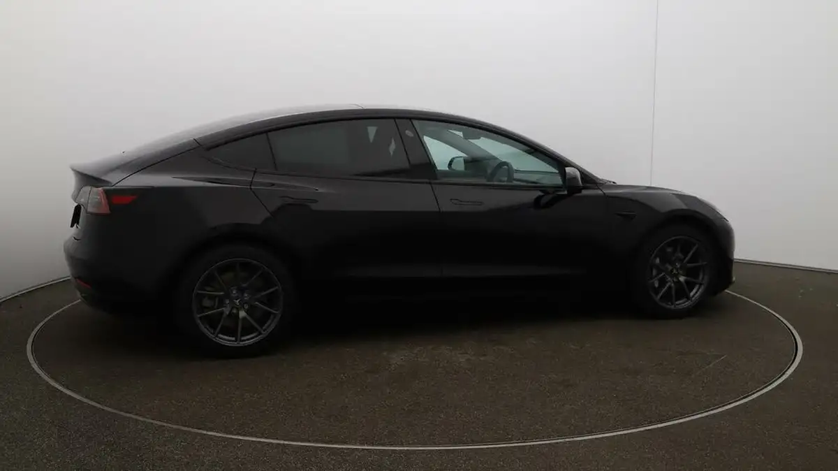 2021-tesla-model-3-e-long-range-awd-big-43