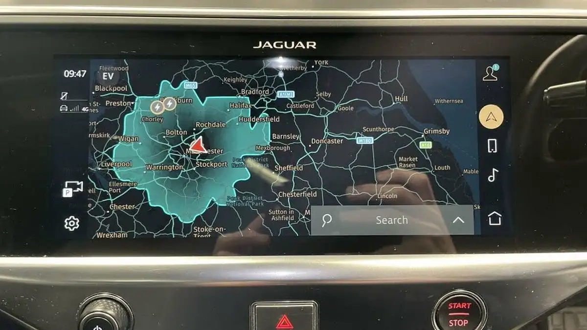 2022-jaguar-i-pace-ev400-black-big-19