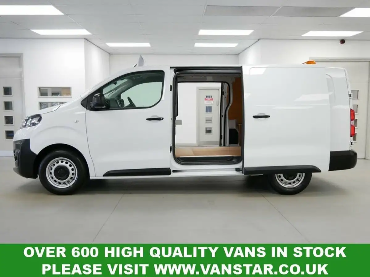 2022-vauxhall-vivaro-15td-2900-l2h1-dynamic-big-27