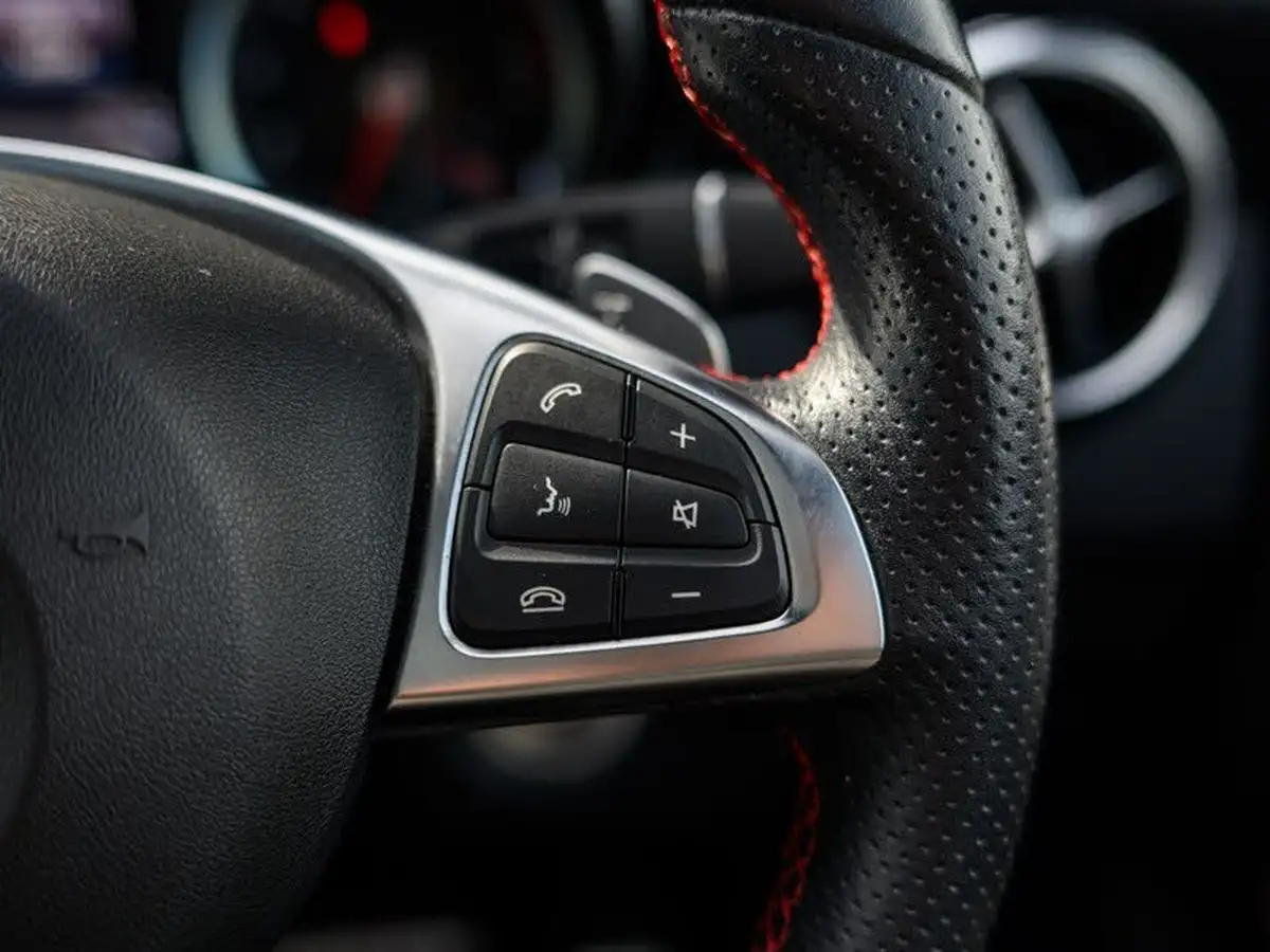2020-mercedes-benz-gla-class-16-gla-200-amg-line-edition-plus-7g-dct-big-14
