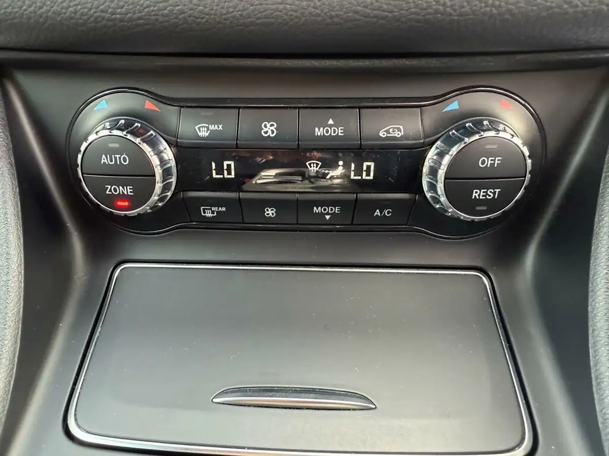 2019-mercedes-benz-gla-class-16-gla-180-amg-line-edition-7g-dct-big-42