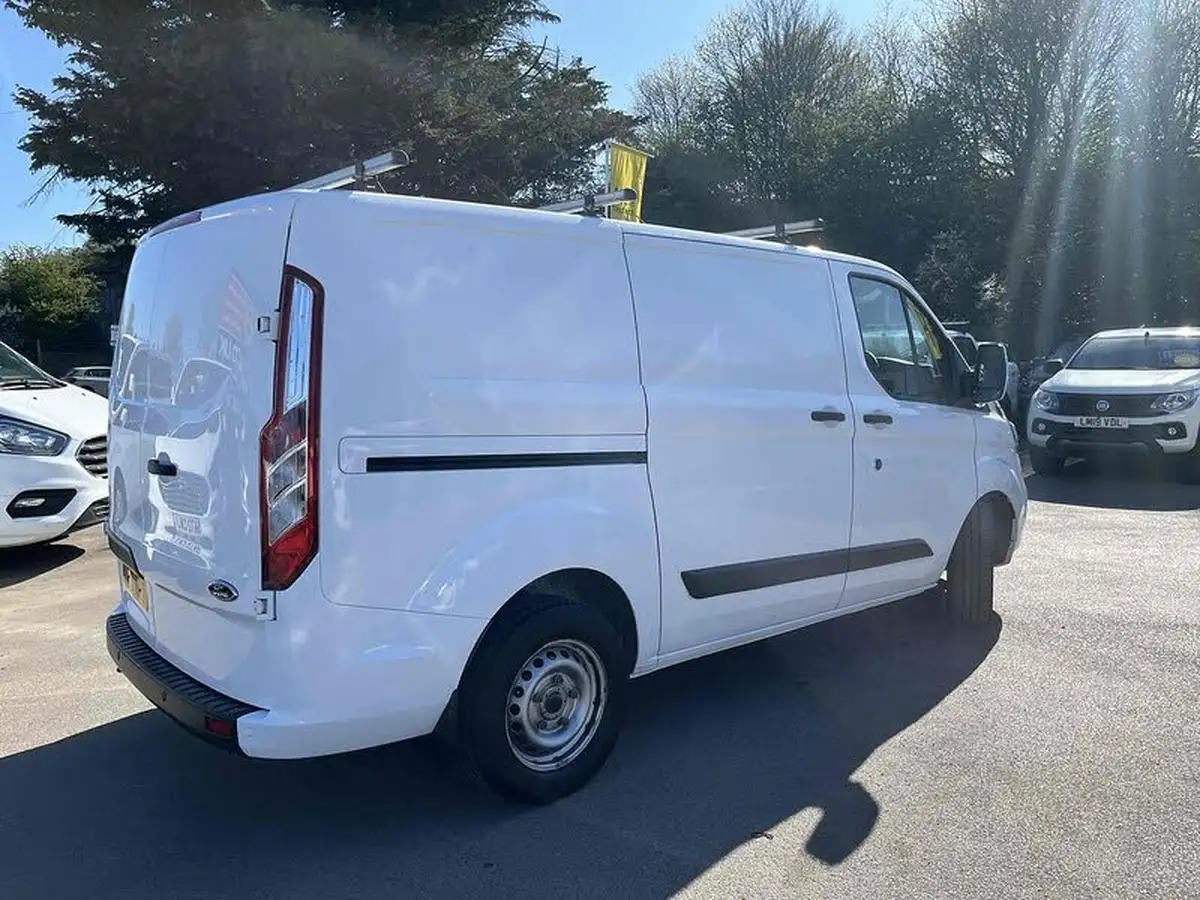 2021-ford-transit-custom-10-ecoboost-340-l1h1-trend-phev-126pseu6dt-big-11