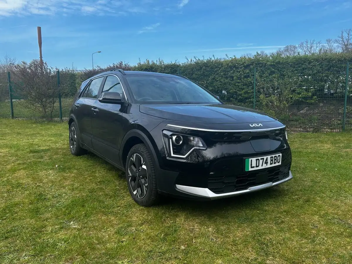 2024-kia-niro-ev-e-2-big-0