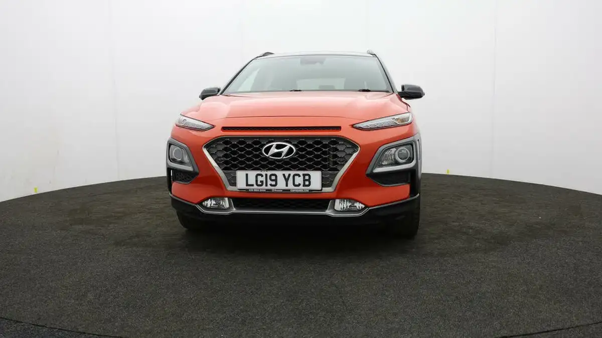2019-hyundai-kona-10-t-gdi-premium-se-1-tone-roof-big-1