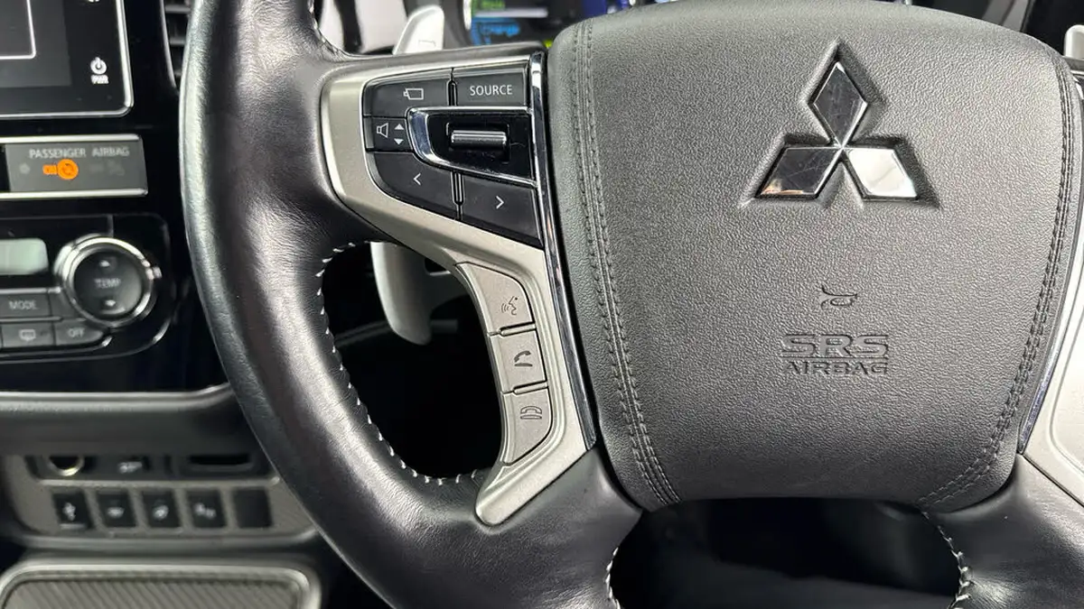 2019-mitsubishi-outlander-24-4h-phev-big-21