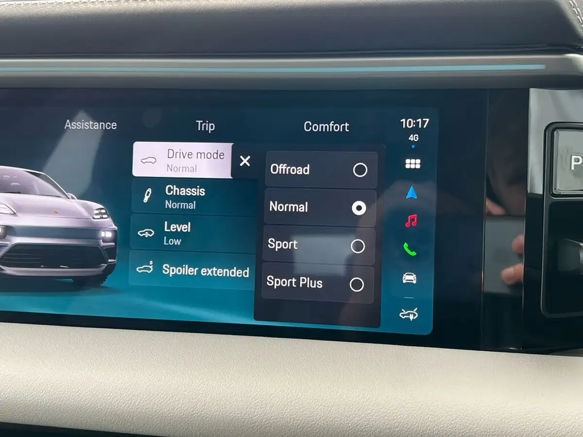 2024-porsche-macan-e-4-electric-big-44