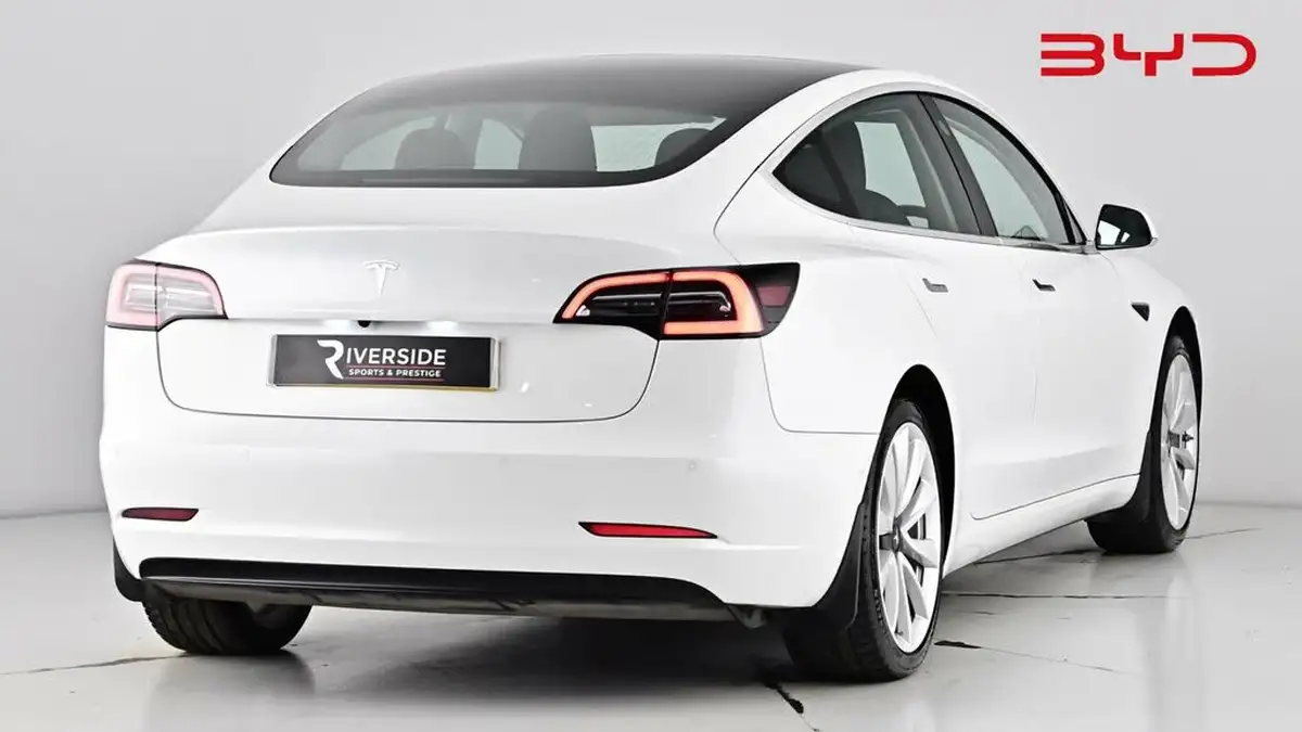 2020-tesla-model-3-e-standard-plus-big-6