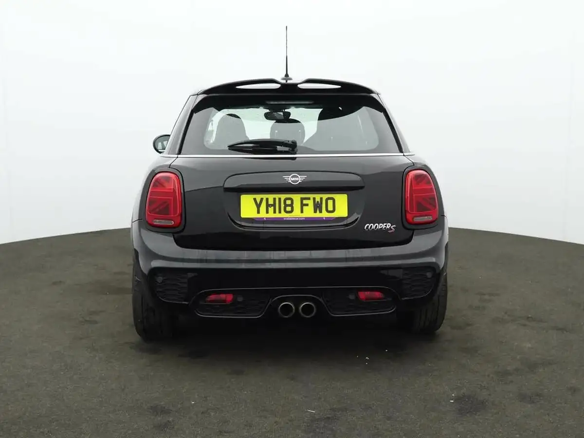 2018-mini-cooper-20-cooper-s-series-ii-chiliss-hatchback-5d-sport-auto-big-2