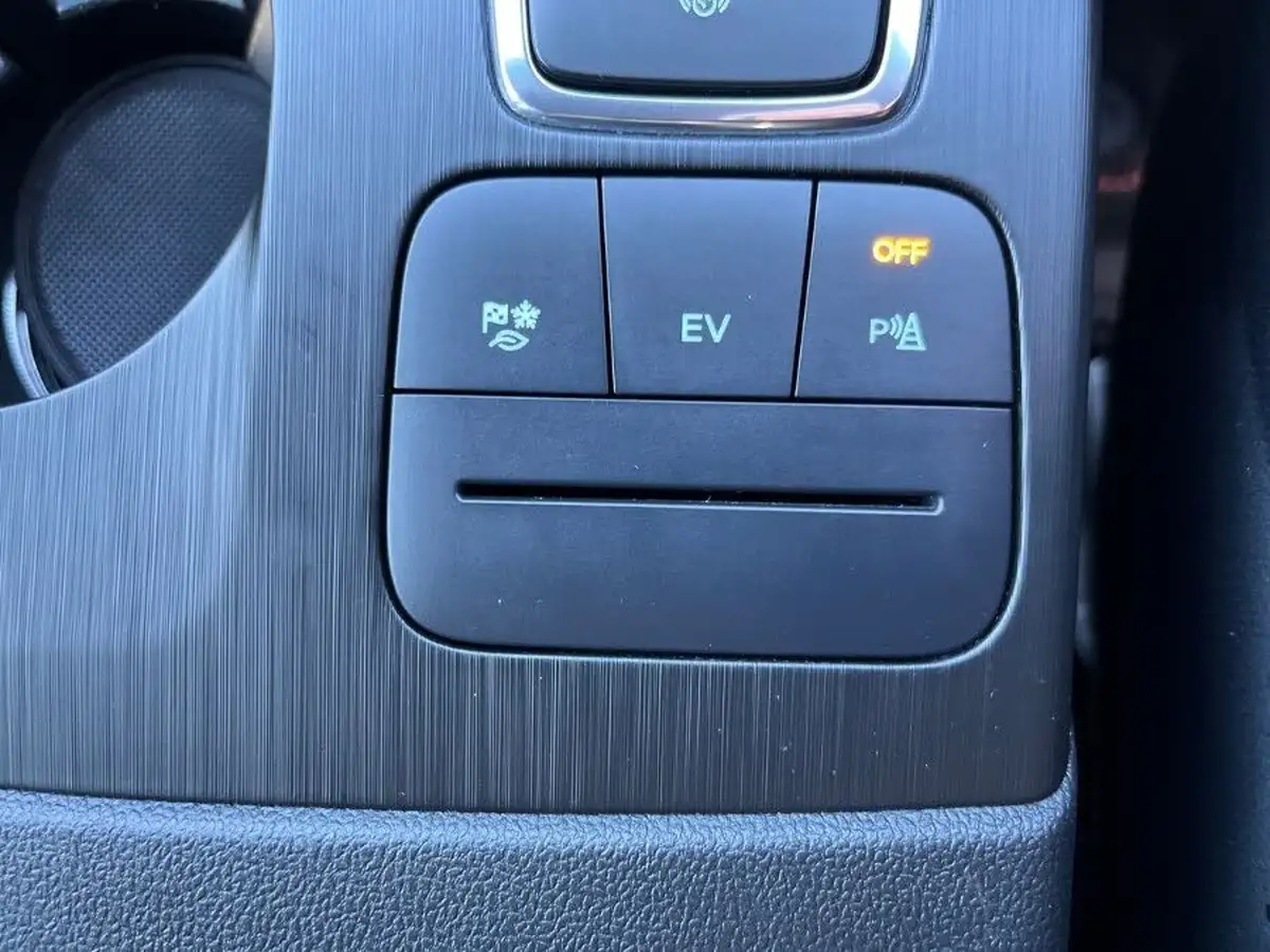 2022-ford-kuga-big-20