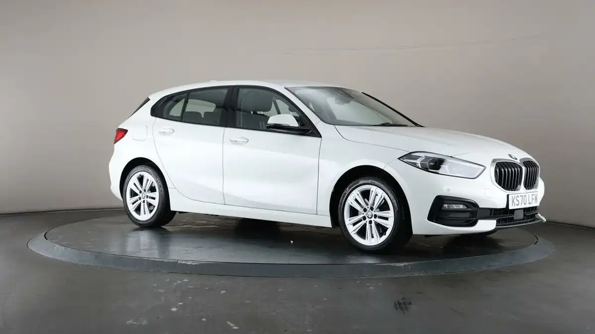 2020-bmw-1-series-15td-116d-sport-big-46