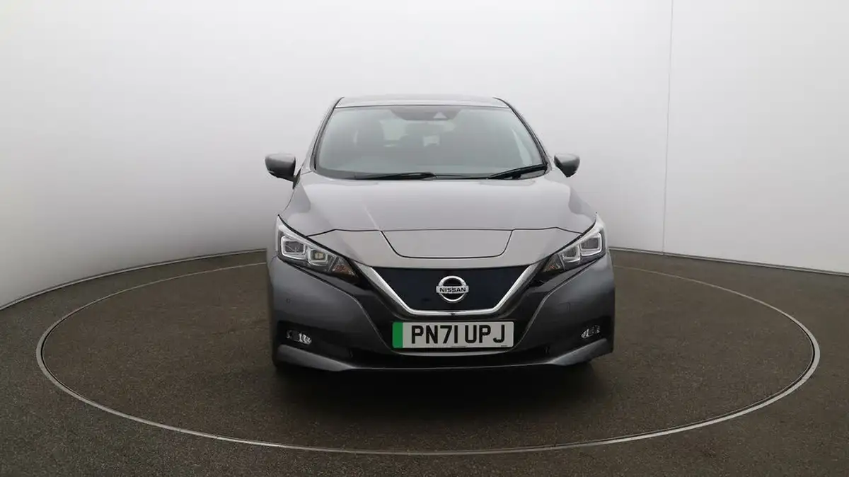 2021-nissan-leaf-e-tekna-big-39