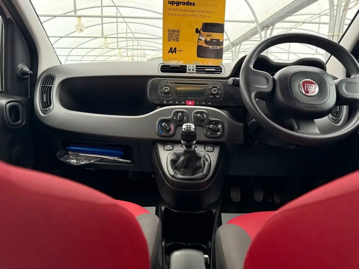 2016-fiat-panda-12-pop-big-47