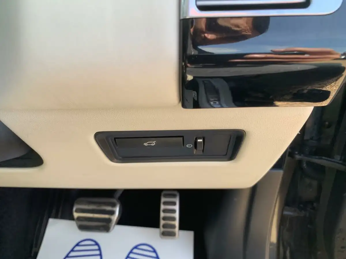 2013-land-rover-range-rover-44-sdv8-vogue-se-big-15