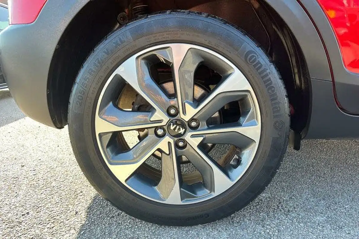 2019-kia-stonic-10-t-gdi-4-big-7