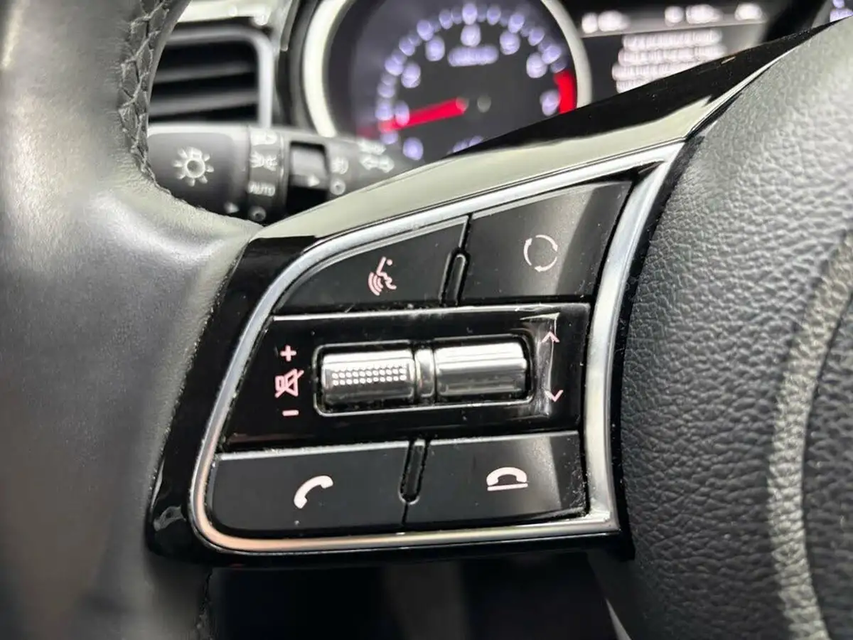 2021-kia-xceed-15-t-gdi-3-big-13