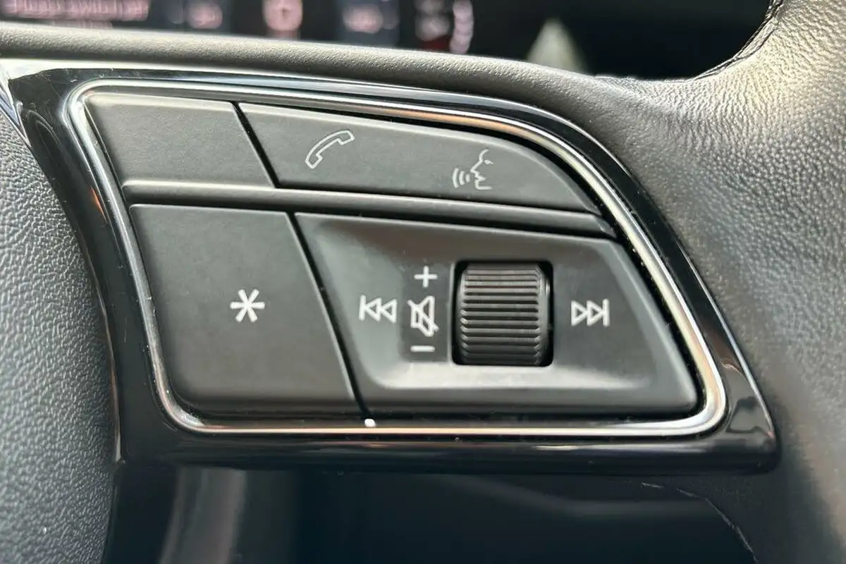 2023-audi-a3-20-35-tdi-sport-saloon-4d-big-36