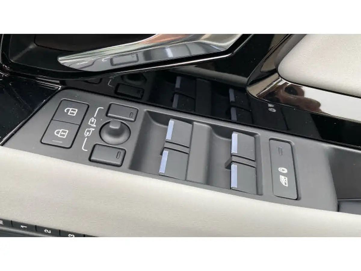 2024-land-rover-range-rover-evoque-20-d200-dynamic-se-big-31