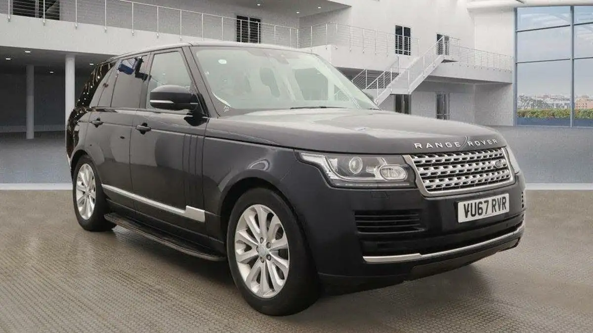 2017-land-rover-range-rover-30tdv6-vogue-258bhp-awd-big-11
