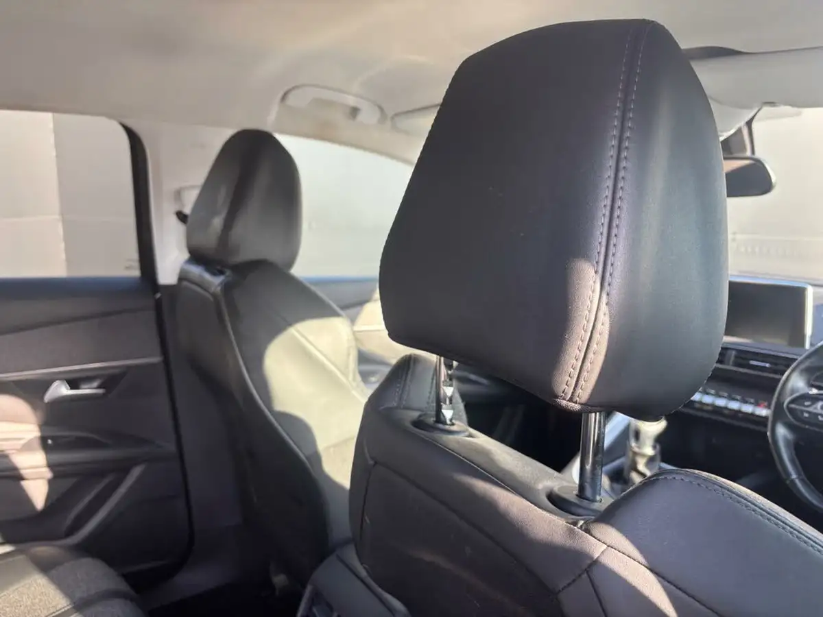 2020-peugeot-3008-suv-15-bluehdi-allure-big-35