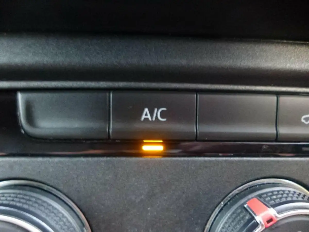 2022-volkswagen-transporter-20tdi-t28-highline-bmt-swb-110pseu6d-big-38