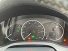 2013-lexus-ct-200h-18-advance-small-17