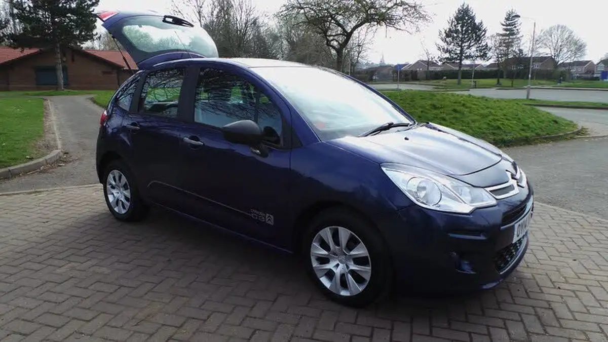 2014-citroen-c3-10-vt-big-8