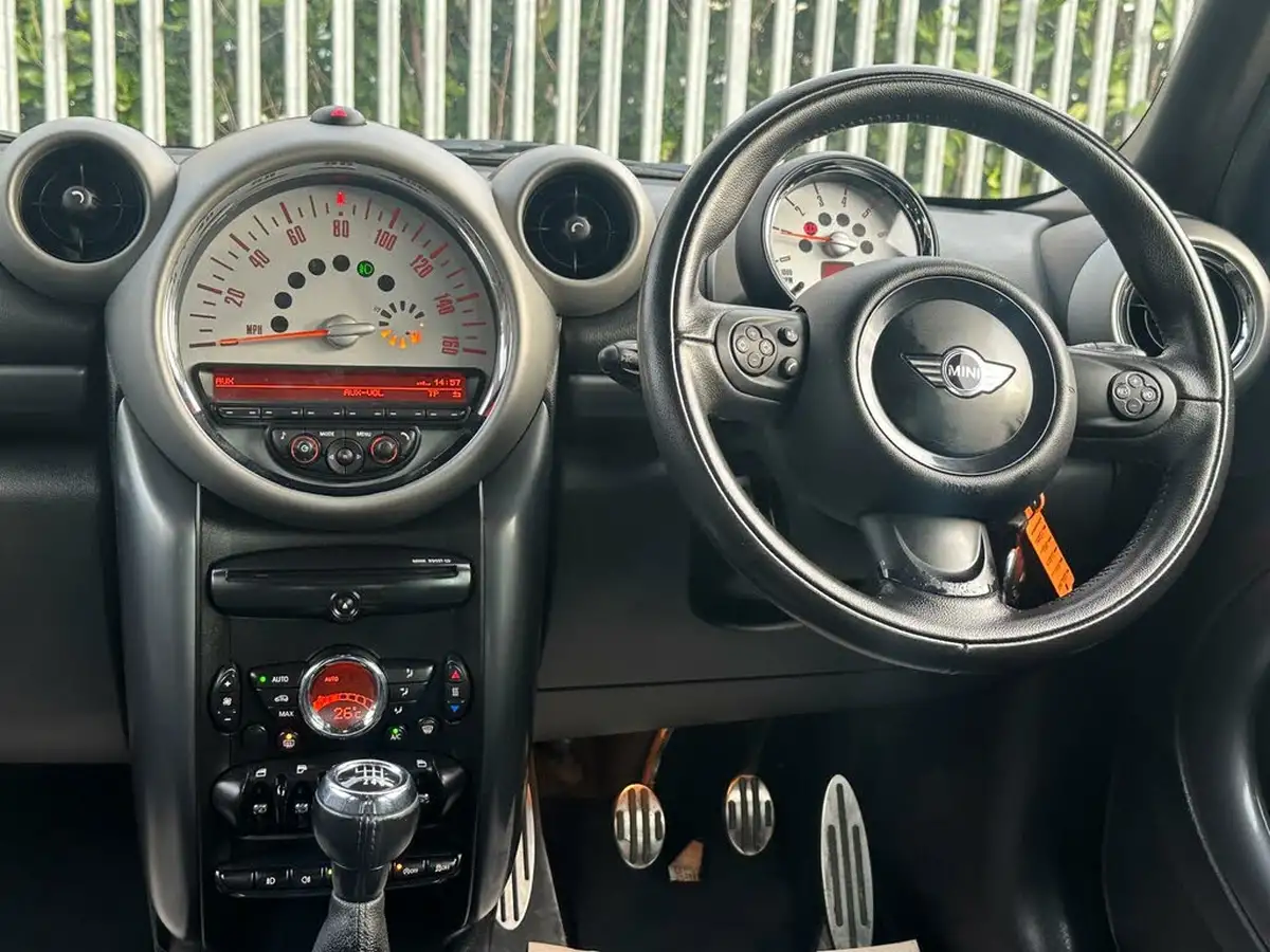 2012-mini-countryman-20td-cooper-sd-143bhp-all4-big-29