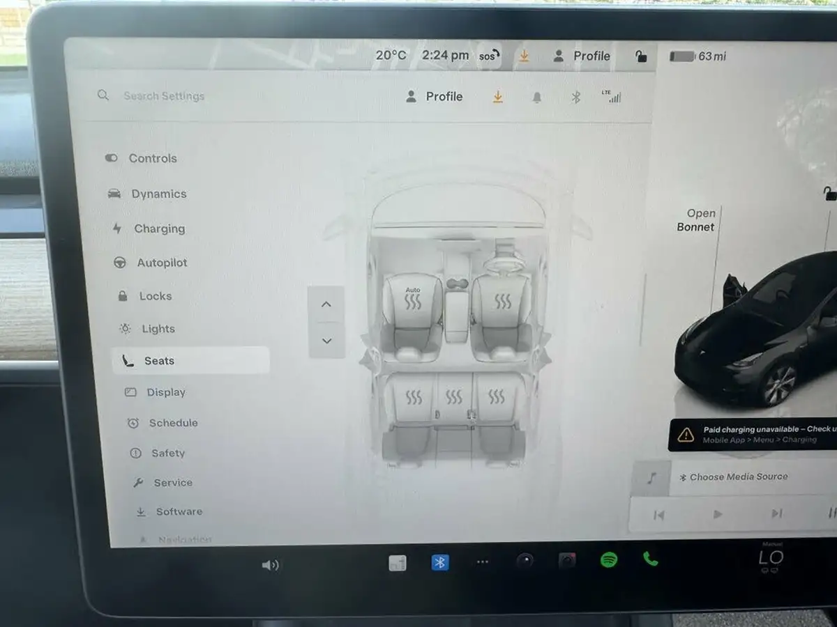 2022-tesla-model-y-e-long-range-big-61