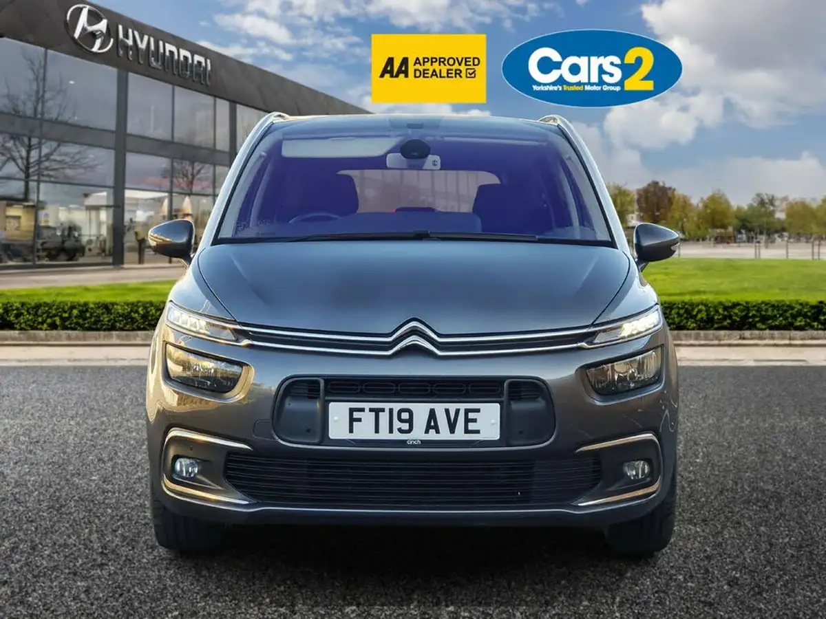 2019-citroen-grand-c4-spacetourer-15bluehdi-feel-big-1