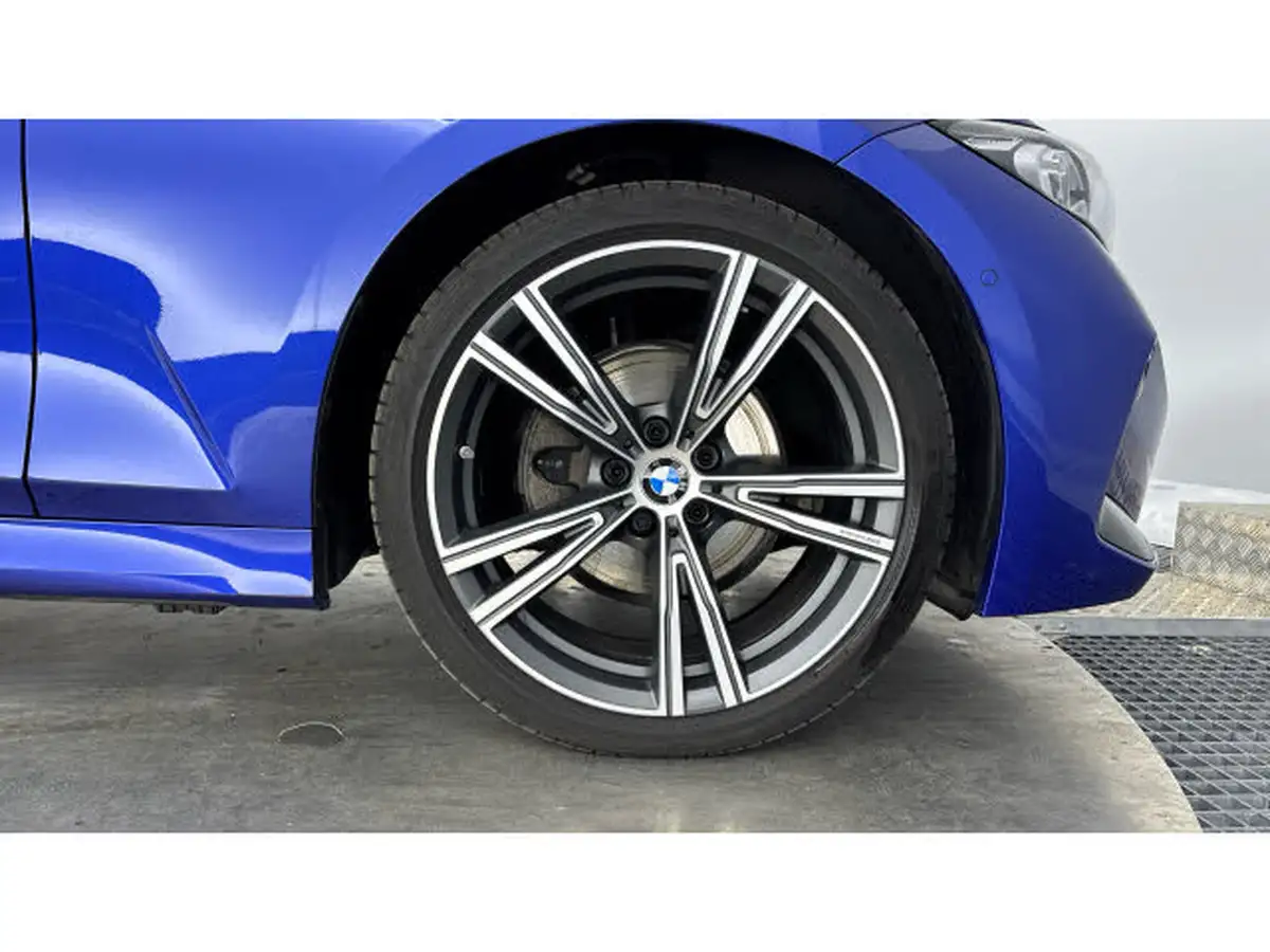 2024-bmw-3-series-20-320i-m-sport-saloon-4d-big-13