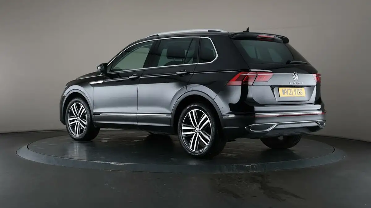 2021-volkswagen-tiguan-15-tsi-elegance-big-64