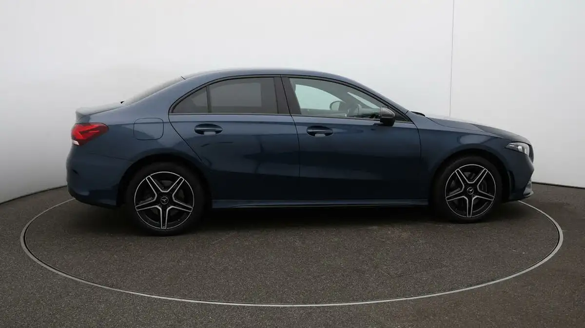 2021-mercedes-benz-a-class-13-a250e-amg-line-edition-saloon-4d-big-39