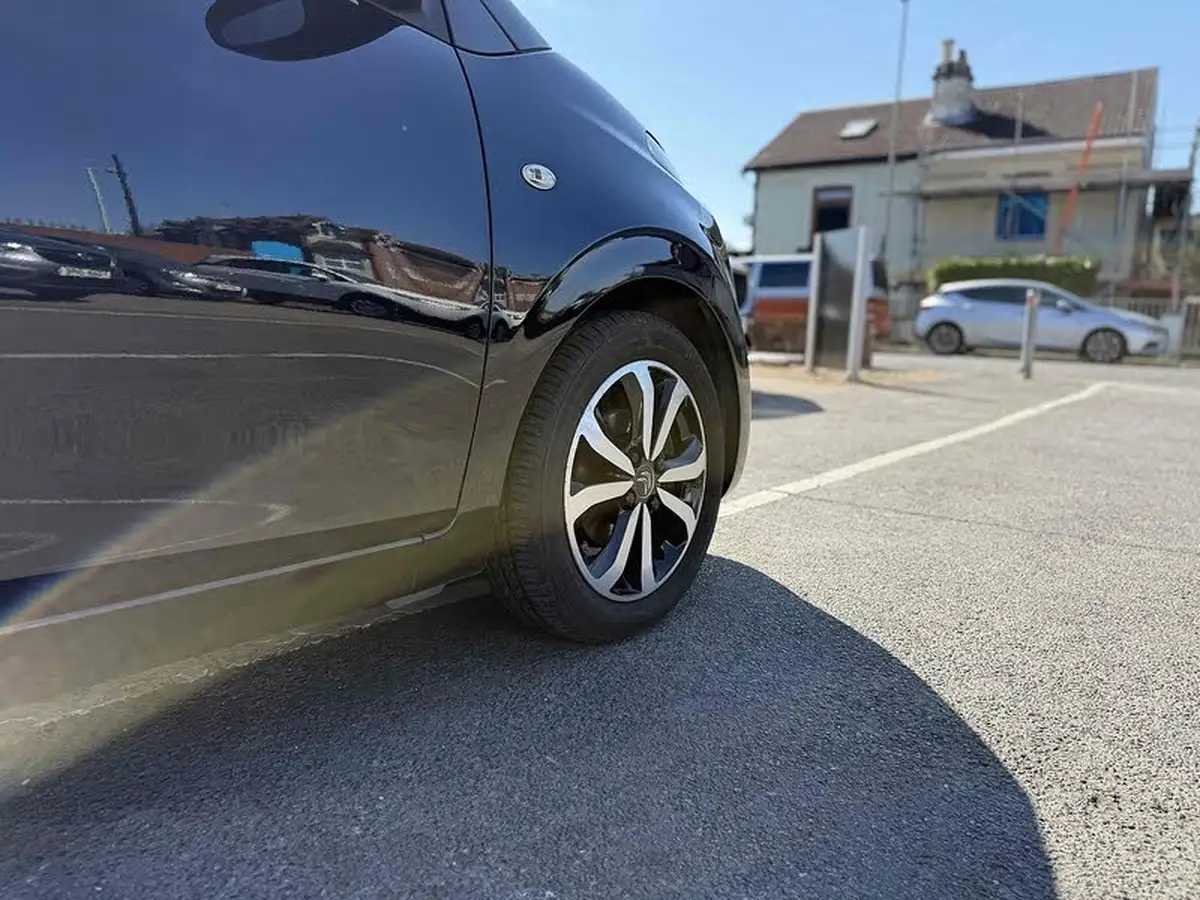 2017-citroen-c1-12-puretech-flair-5d-big-9