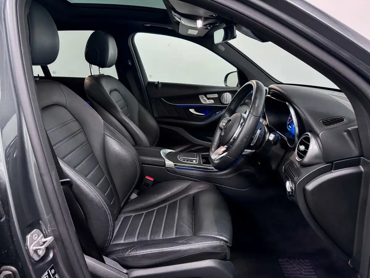 2020-mercedes-benz-glc-class-20d-glc300d-amg-line-premium-plus-station-wagon-5d-big-22
