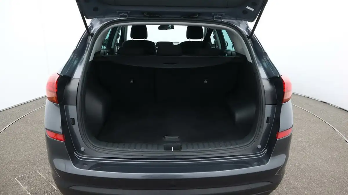 2020-hyundai-tucson-16-gdi-se-nav-big-17