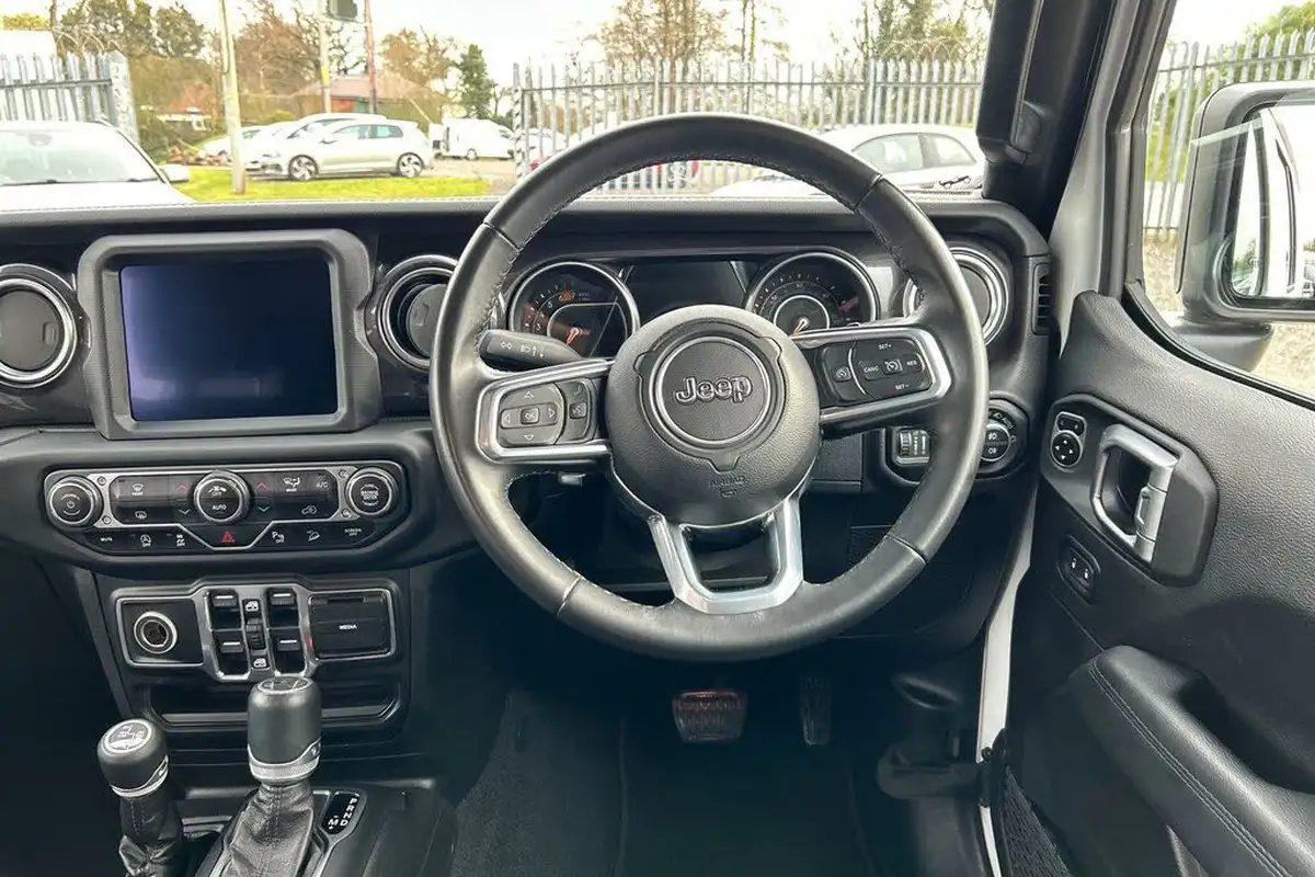 2021-jeep-wrangler-20-gme-night-eagle-big-22