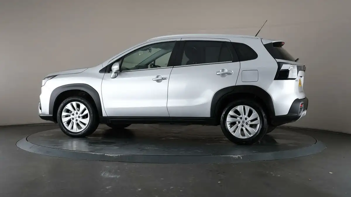 2024-suzuki-s-cross-14-boosterjet-motion-big-66